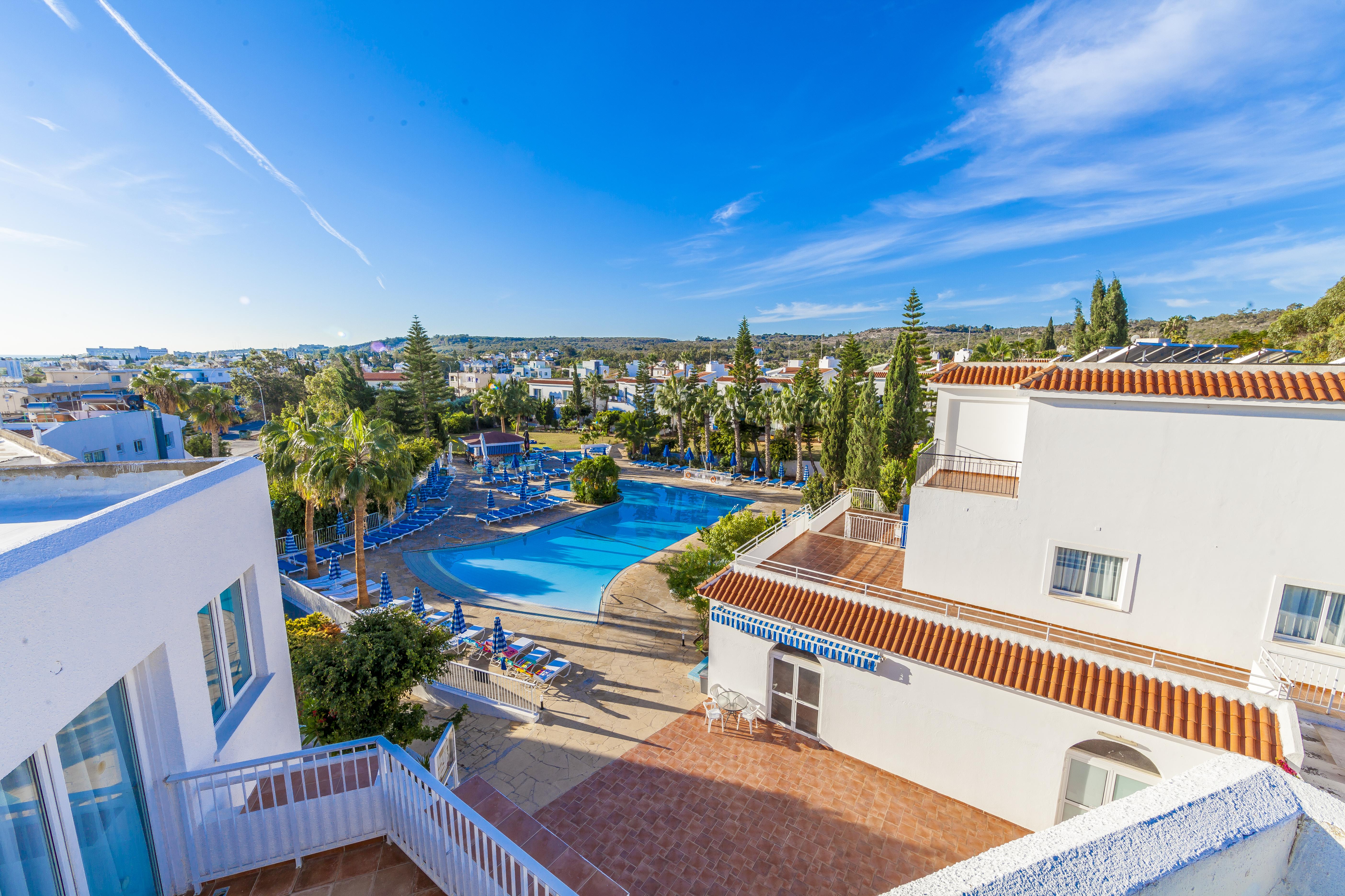 Andreotis Hotel Apts Протарас Экстерьер фото